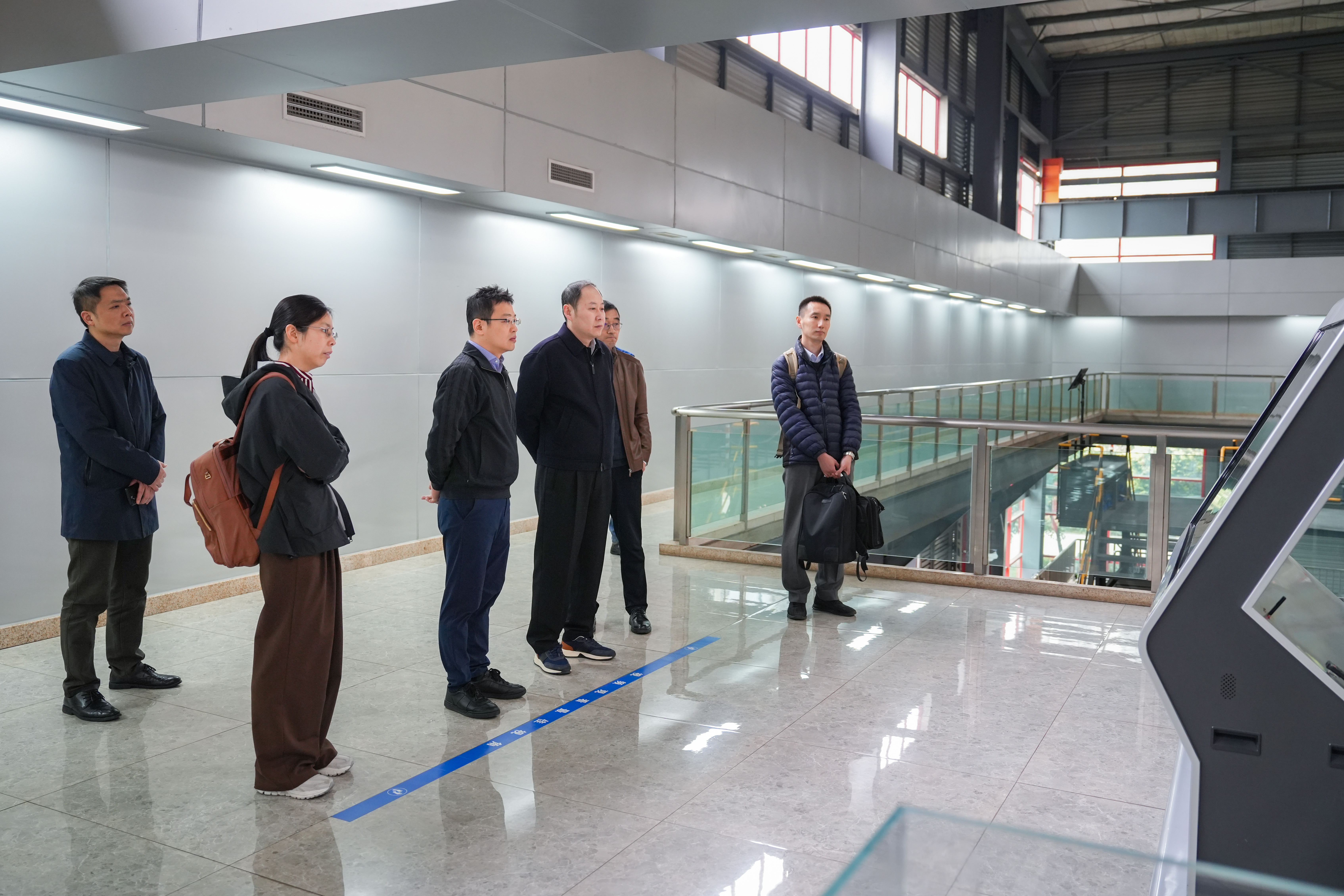 中信环境党委委员、副总经理王松一行到BB贝博环境集团考察交流